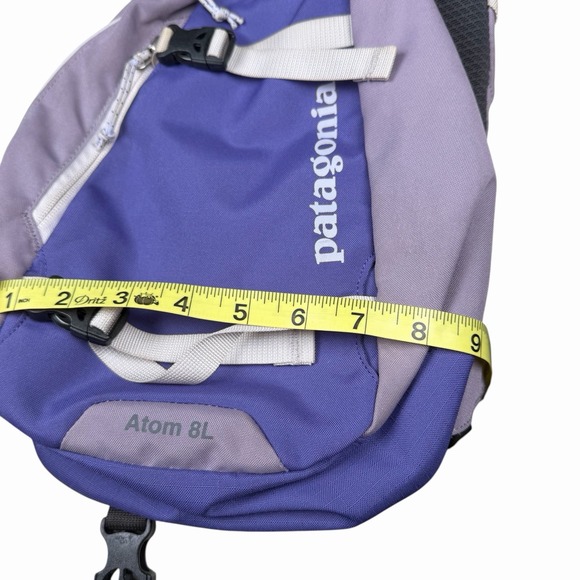Patagonia Atom Sling 8L Crossbody Bag Concord Purple / Lavender - Picture 9 of 12